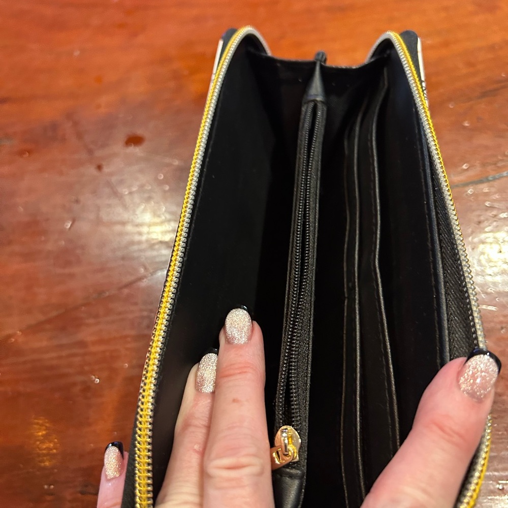 Shoulder bag - Picture 10 of 14